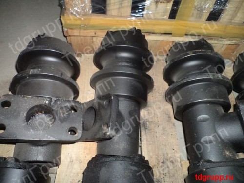 2270-6126 Каток поддерживающий Doosan S340