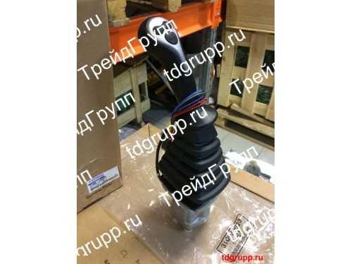 31Q6-20023 Джойстик управления правый Hyundai R220LC-9