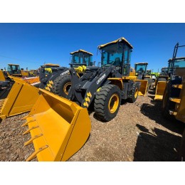 Фронтальный погрузчик XCMG LW300KN