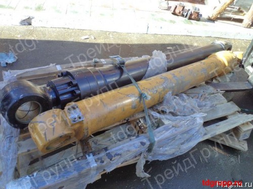 Гидроцилиндр стрелы 234-4598 CAT 330D
